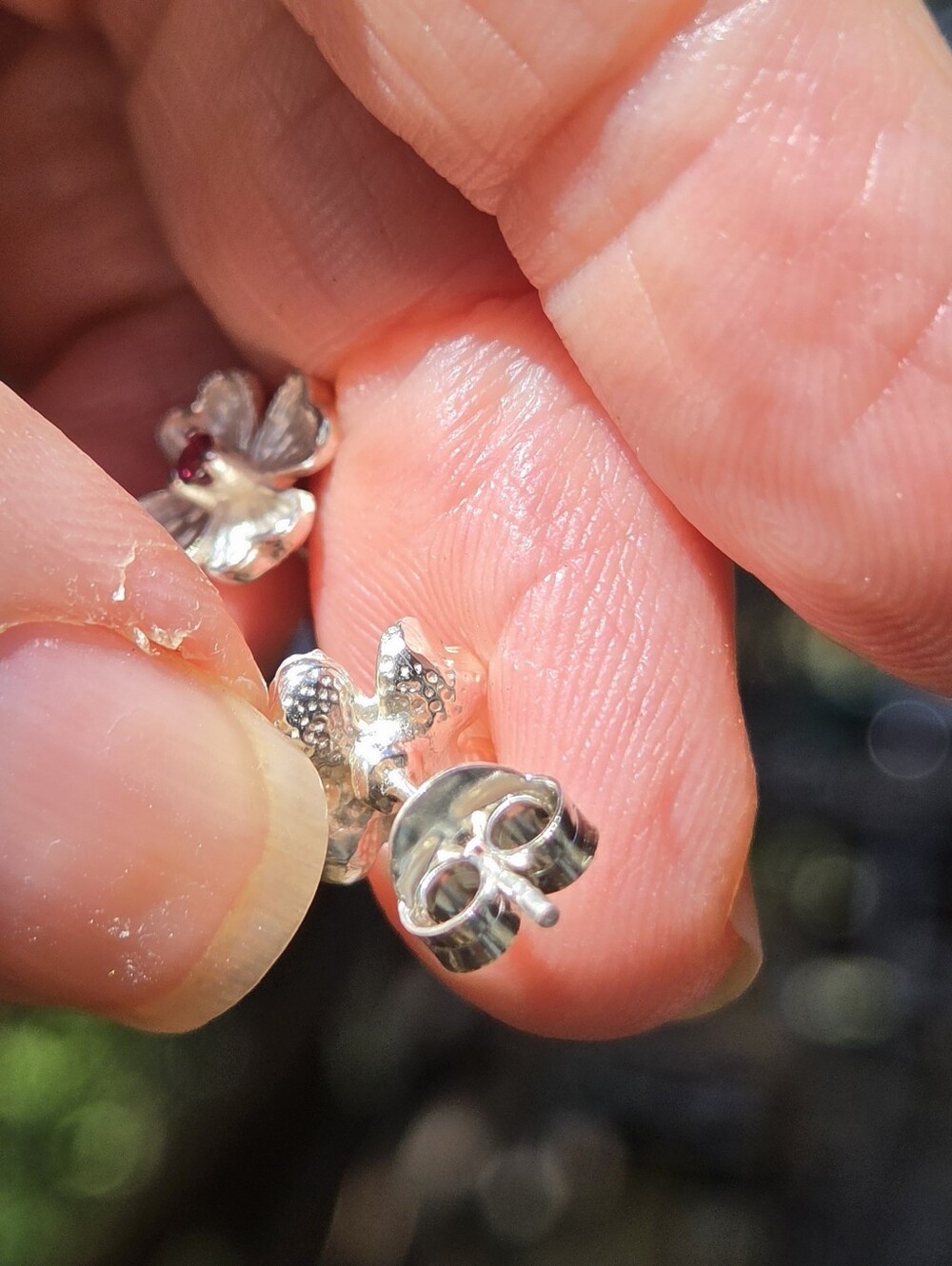 Rhodalite Sterling & White Gold Flower Earrings - Picture 9 of 9